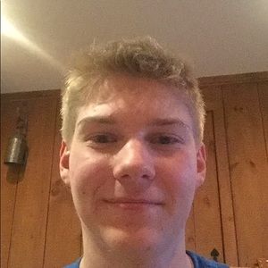 Meet your Posher, Max